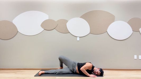 Spine & Shoulders: Stretchy Flow