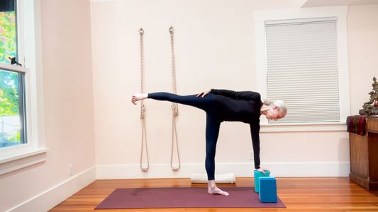 Teacher's Practice: Exploring Hip Movement