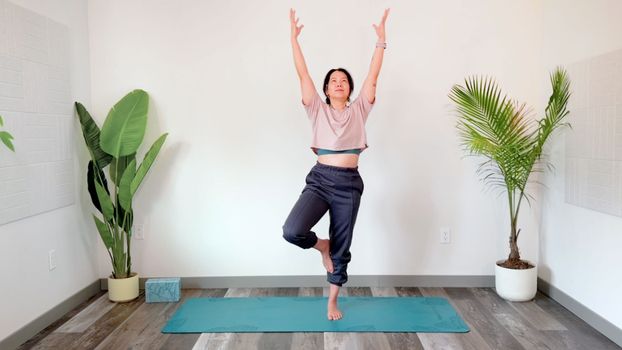 Power Yoga To Start The Day