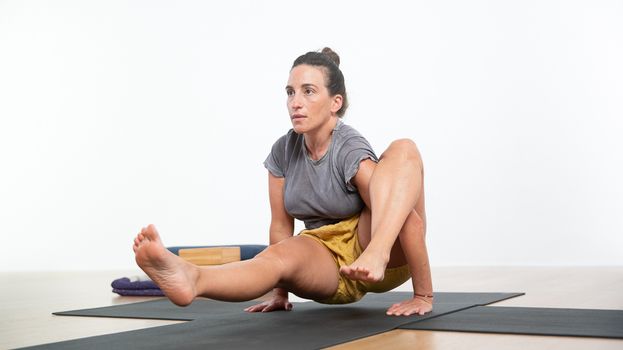 Hip-Opening Advanced Iyengar Yoga