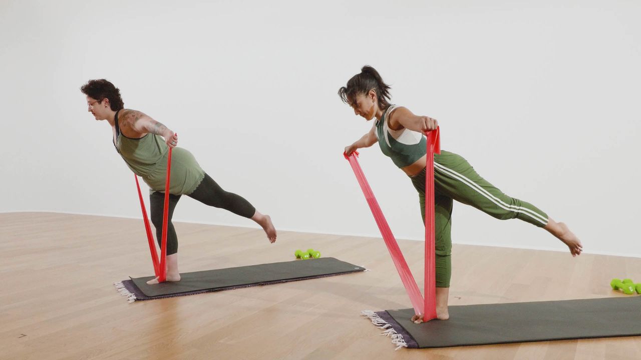 Pilates toning workout with the circle - Pilates Live